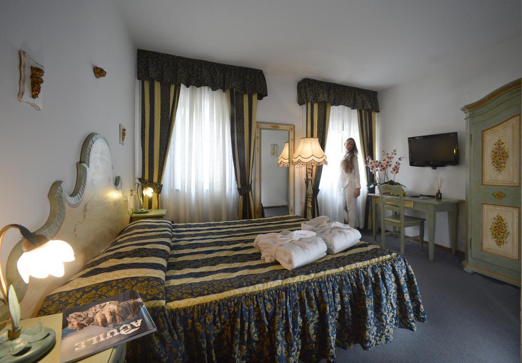 Hotel Margherita San Martino Di Castrozza Room photo